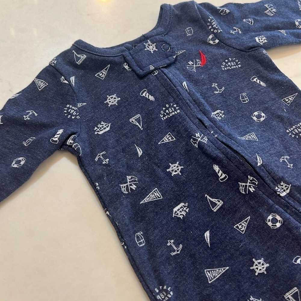 Nautica baby footie, never worn, size 0-3 months. - Picture 4 of 4